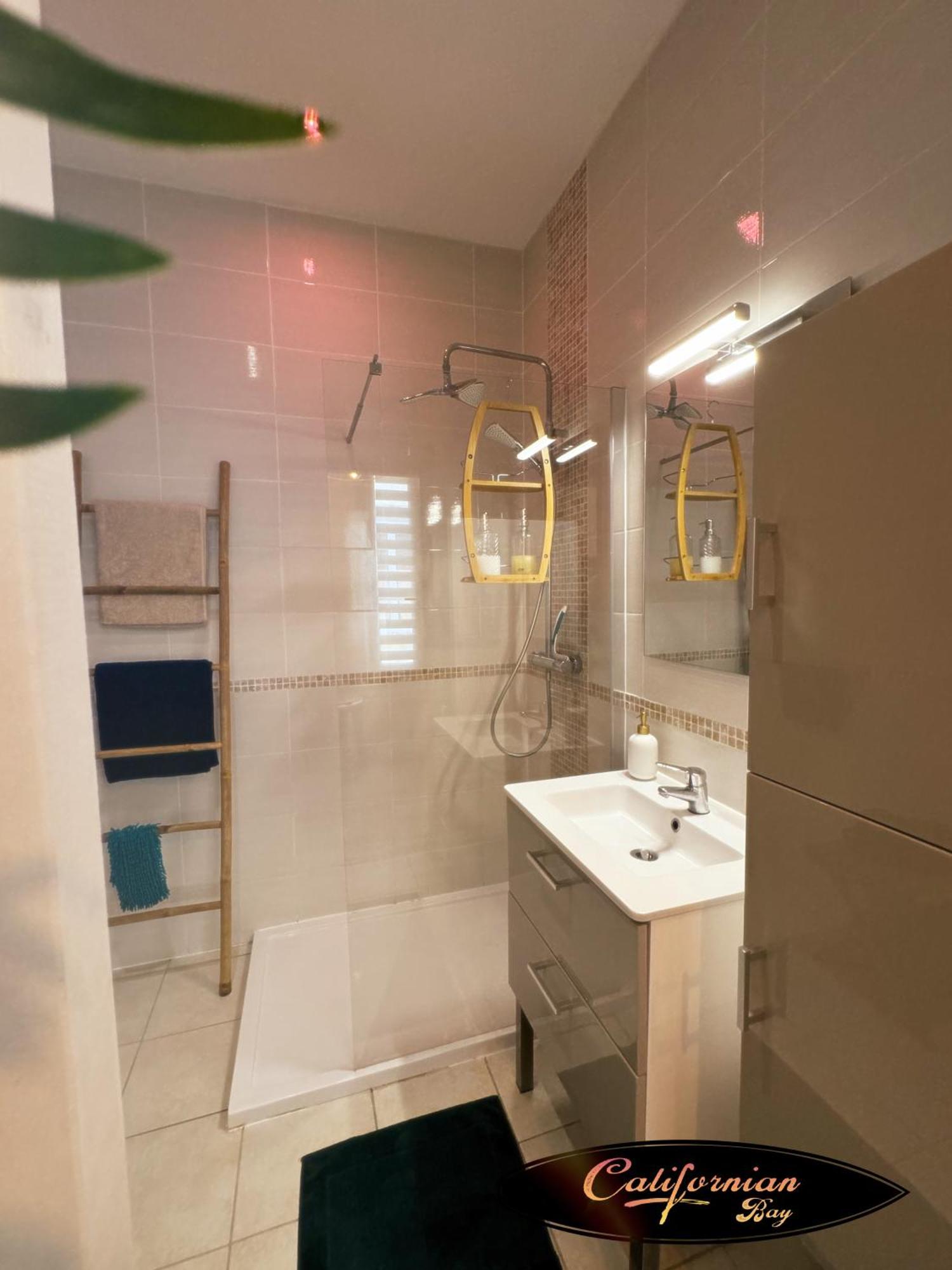 Compromis Appartement Maison Sainte-Savine Luaran gambar
